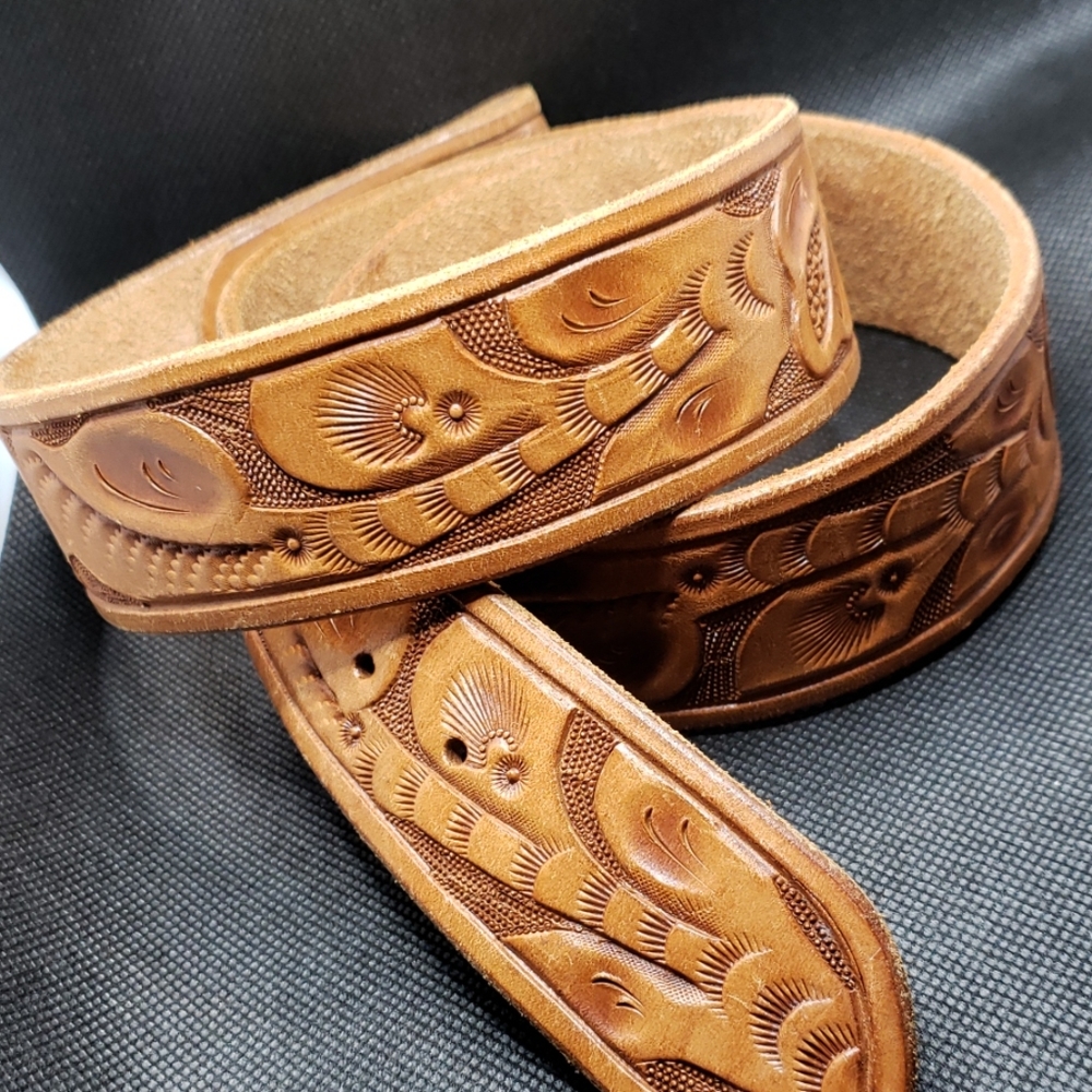 Tooled Leather Belt .